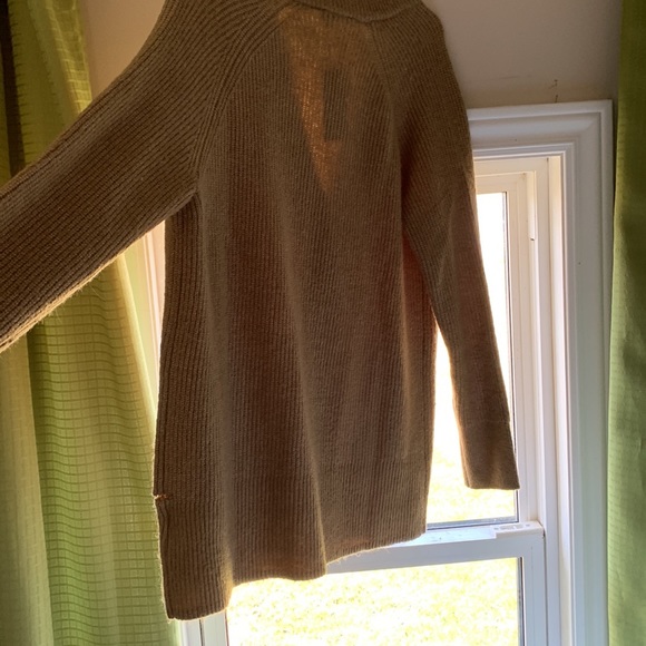 New With Tags, Denver Hayes Tan Cartigan - Picture 4 of 5